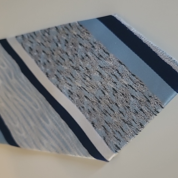 Vintage Serge Saint Yves Tie - Picture 2 of 5